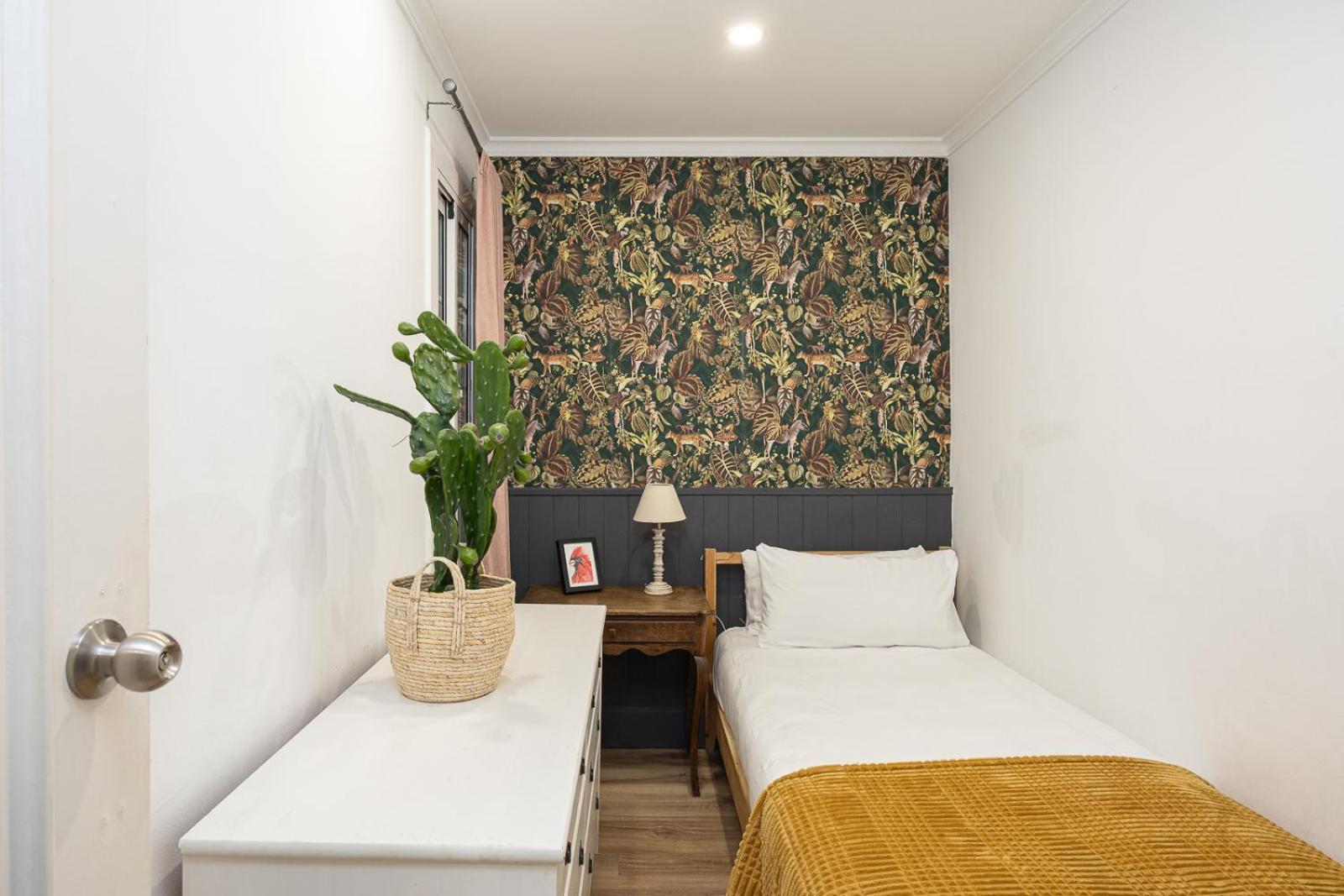 Vintage 3 Bdr Apartment Esplugues de Llobregat Exterior photo